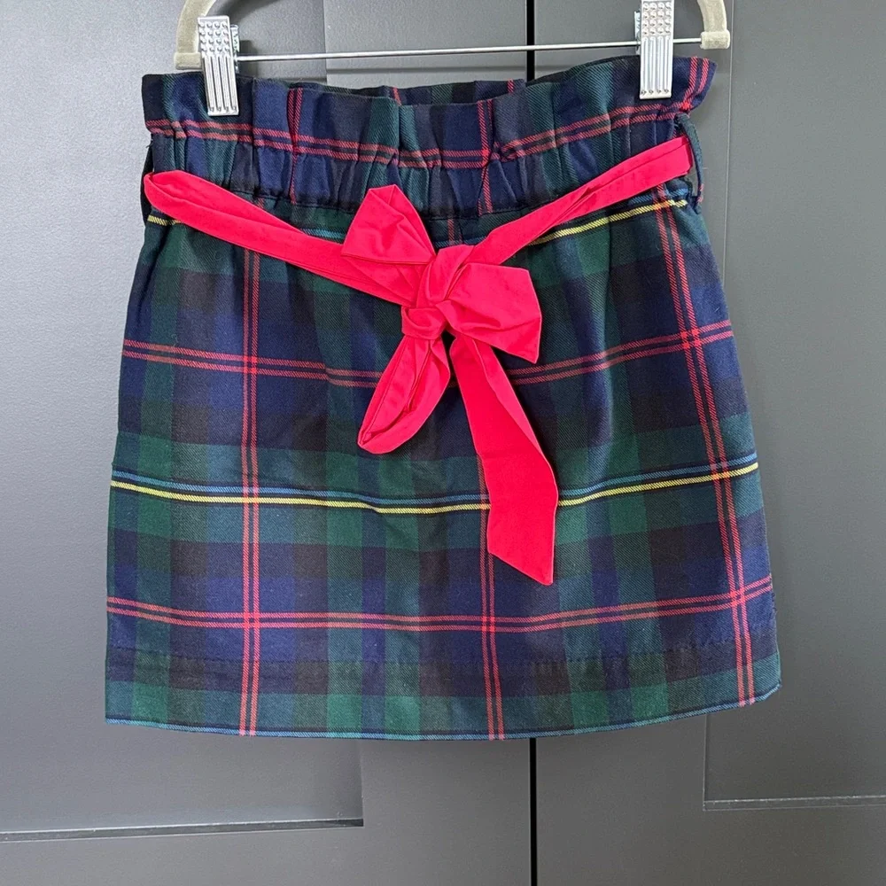 The Beaufort Bonnet Co Beasley Bow Skirt Horse Trail Tartan w/ Richmond Red Bow